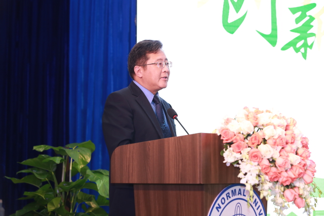 北京師范大學副校長、北京師范大學珠海校區(qū)管委會主任王守軍致辭.jpg