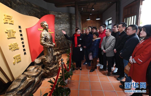 (新華全媒頭條·圖文互動(dòng))(14)砥礪復(fù)興之志 永葆赤子之心——寫在中國共產(chǎn)黨成立99周年之際