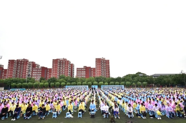 北郵畢業(yè)典禮現(xiàn)場。學校供圖.jpg
