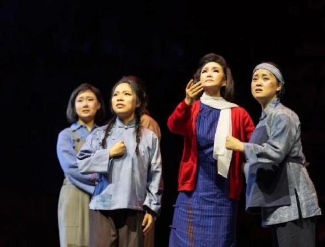 演出現(xiàn)場(chǎng)。學(xué)校供圖.jpg
