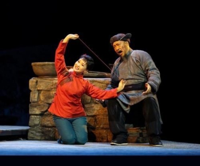 演出現(xiàn)場(chǎng)。學(xué)校供圖.jpg